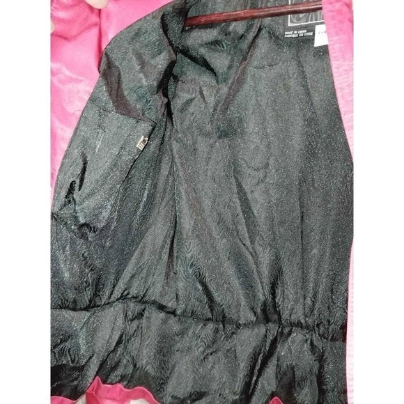 Metropolis Legacy Red hooded coat. Size 4 - Picture 7 of 9